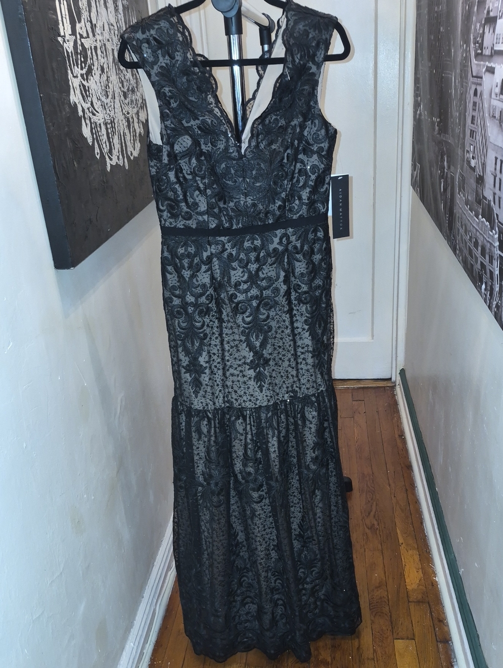 Elegant Black Lace V-Neck Maxi Dress